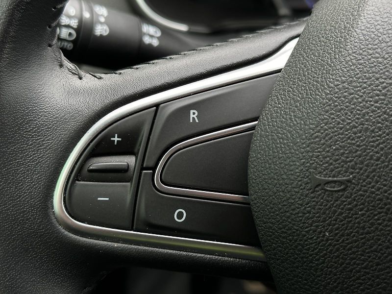 Renault Mégane 1.3TCe 85kW Limited 2Z.KLIMA M - fotka 14 z 37