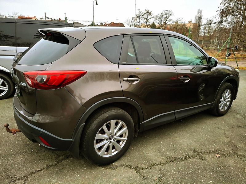 Mazda CX-5 2.0 121 kw Rezervace - fotka 5 z 39