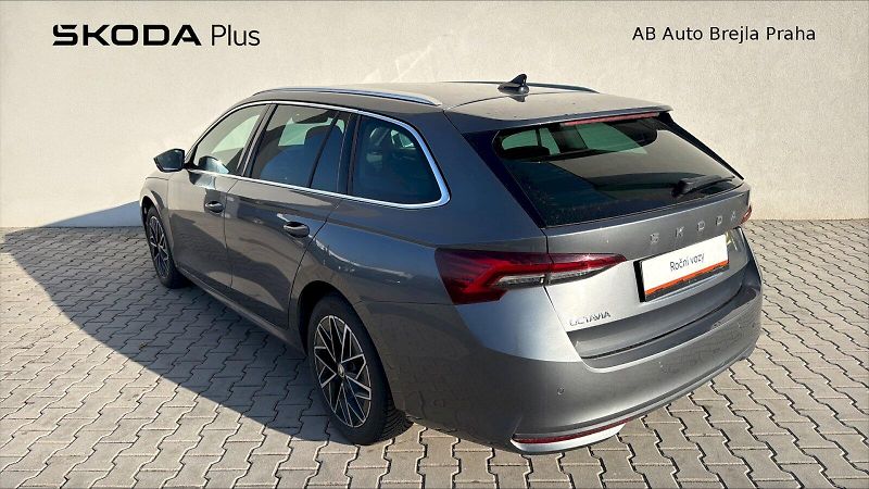 Škoda Octavia (2024) COMBI TOP SELECTION 2,0 TDI 11 - fotka 7 z 22