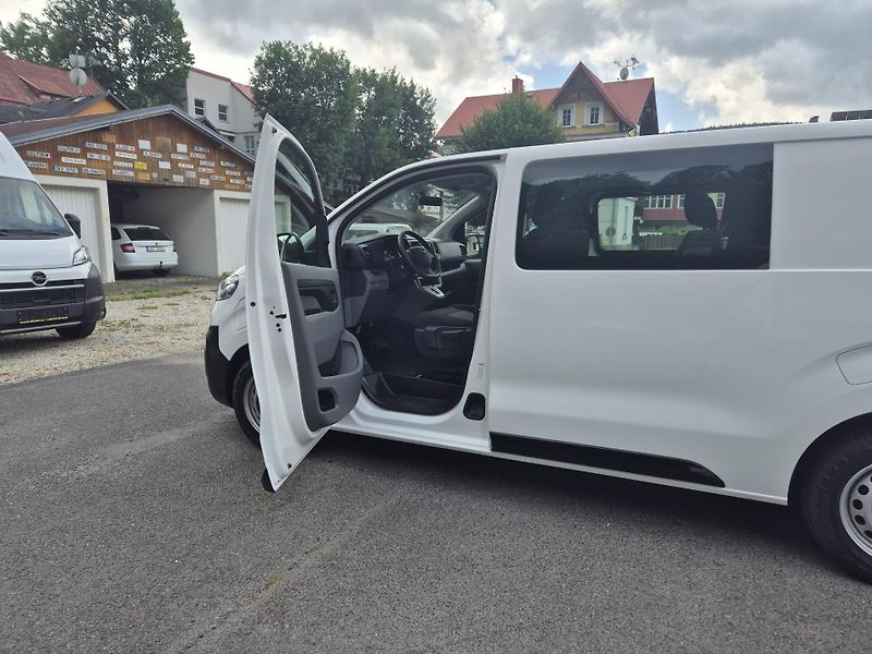 Opel Vivaro E FLEXSPACE L 6 MÍST - fotka 12 z 37