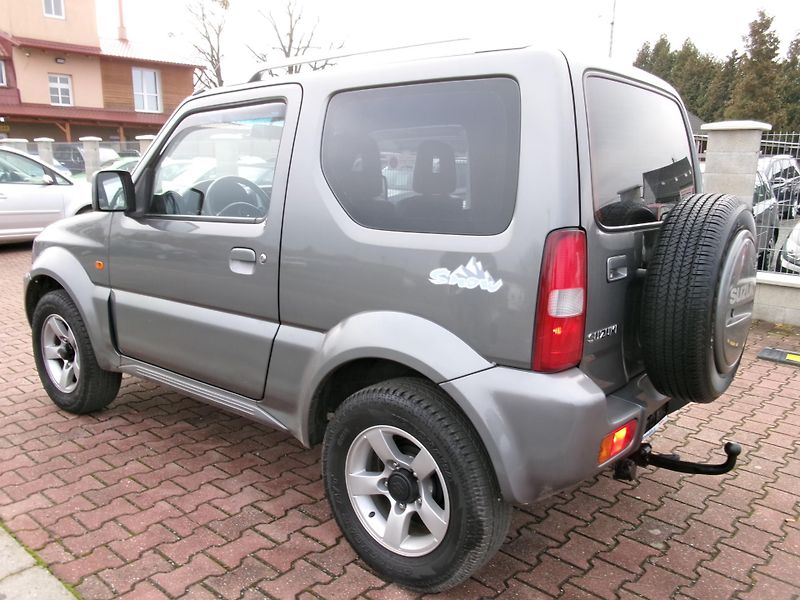 Suzuki Jimny (2006) 1,3i KLIMA ALU VÝHŘEV TAŽNÉ - fotka 6 z 34