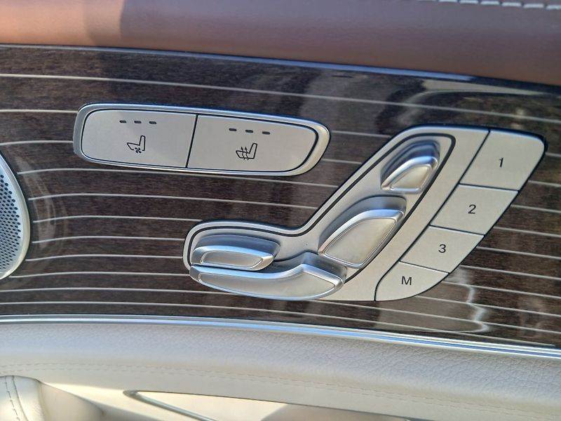 Mercedes-Benz Třídy E 350d All Terrain 190kW Designo - fotka 13 z 20