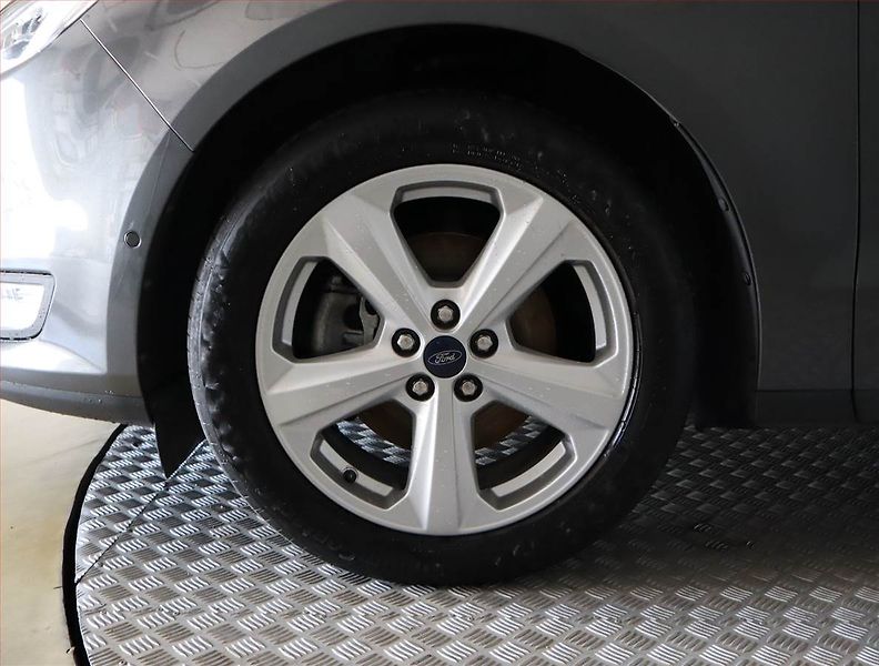 Ford Galaxy (2019) 2.0 EcoBlue, Automat, 7 míst - fotka 15 z 24