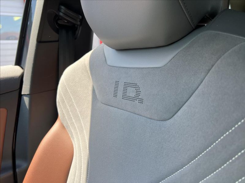 Volkswagen ID.4 Pro Performance 77kwh 92% - fotka 33 z 38