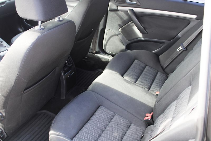 Škoda Octavia (2009) 1,4TSI KLIMA TEMPOMAT EL.OKNA  - fotka 10 z 15
