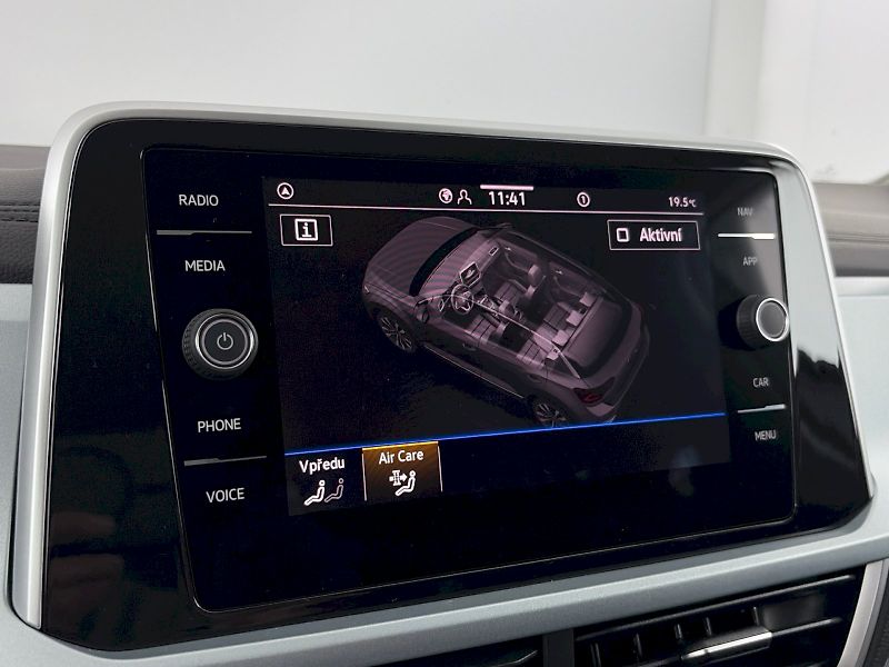 Volkswagen T-Roc (2025) Life GOAL 1.0 TSI 85kW - fotka 17 z 27