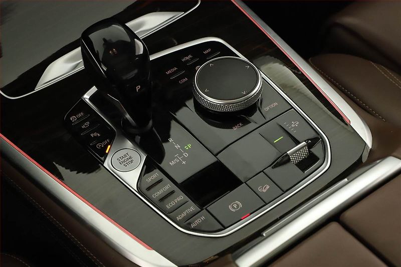 BMW X7 (2019) xDrive30d - fotka 10 z 29