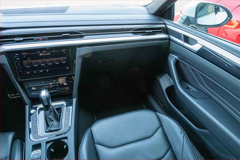 Volkswagen Arteon (2021) R-line 2.0 TDI - fotka 8 z 21