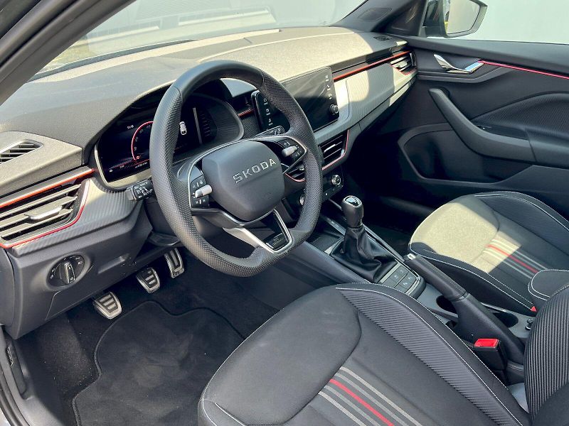 Škoda Scala (2025) 1.5 TSI 110kW Monte Carlo - fotka 7 z 31