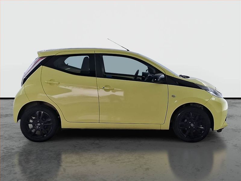 Toyota Aygo (2017) 1.0 VVT-i, Automat - fotka 6 z 20