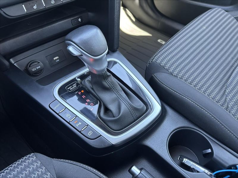 Kia Ceed 1,5 TGDi AT TOP PLNÝservisKIA - fotka 29 z 44