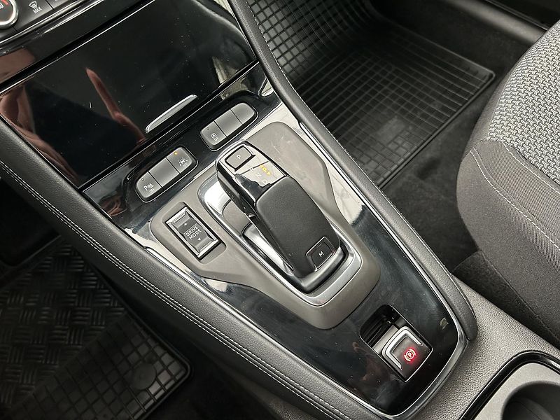 Opel Grandland 1.5 CDTi GS - fotka 28 z 30