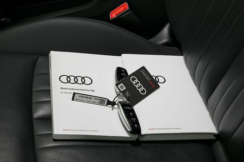 Audi e-tron 55 300kW Matrix NightV ZÁRUKA - fotka 38 z 38