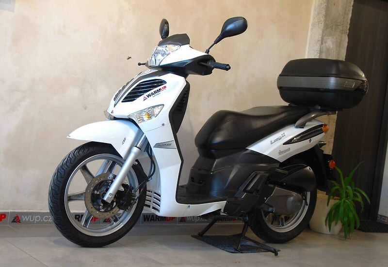Keeway Logik 125 (2019) LOGIK 125i - stroj od nás, ser - fotka 13 z 20
