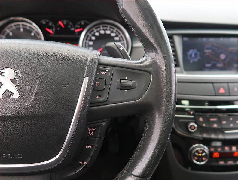 Peugeot 508 (2012) 2.0 HDi, Automat, po STK - fotka 17 z 21