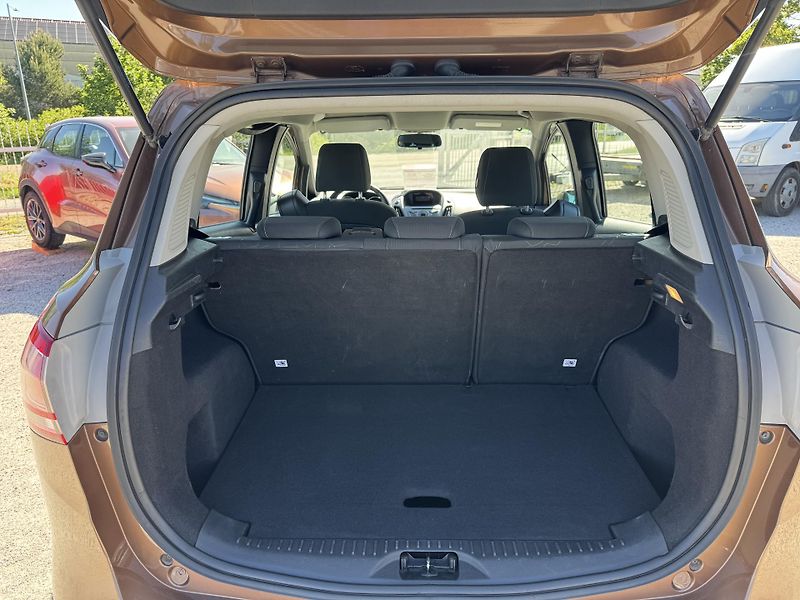 Ford B-MAX (2013) 1.0 EcoBoost 74kw  - fotka 19 z 25
