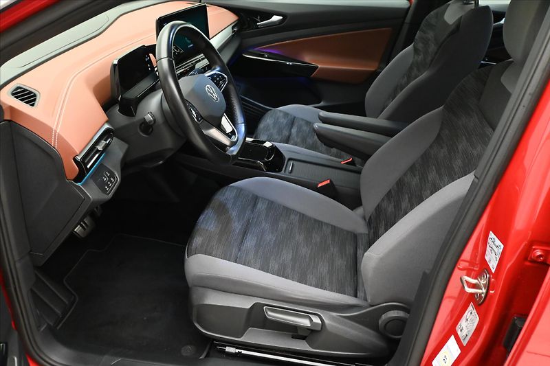 Volkswagen ID.5 Pro Performance 77kWh/150kW TA - fotka 13 z 32