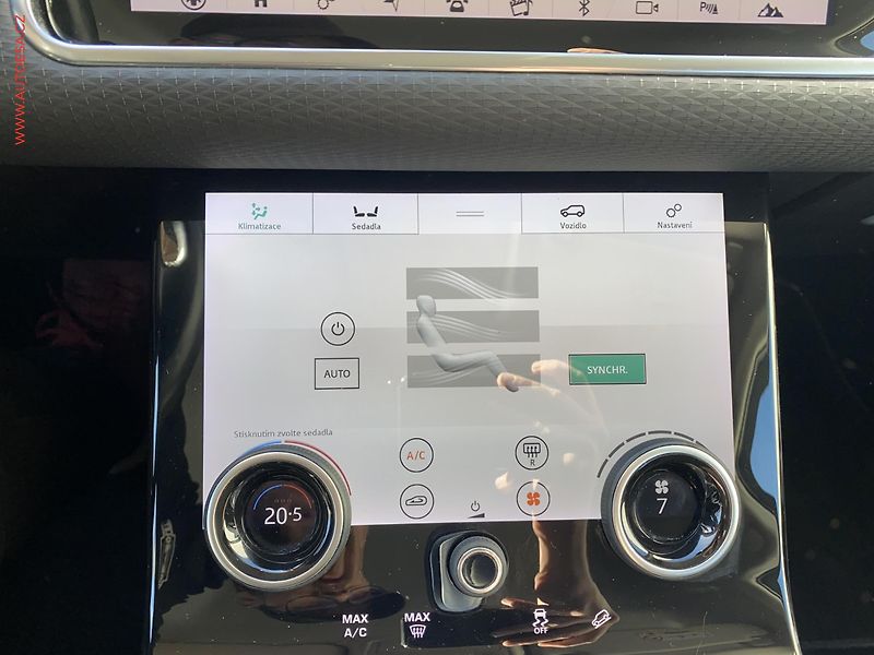 Land Rover Range Rover Evoque (2019) 2.0 D150 4x4, AT, LED, navi - fotka 16 z 20