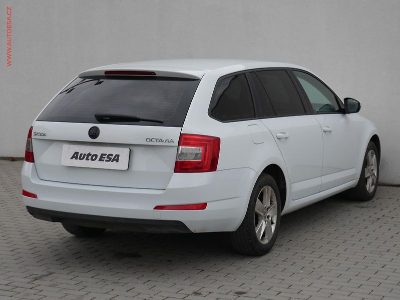 Škoda Octavia (2016) 1.6 TDi, 2.maj,ČR, AC - fotka 4 z 15