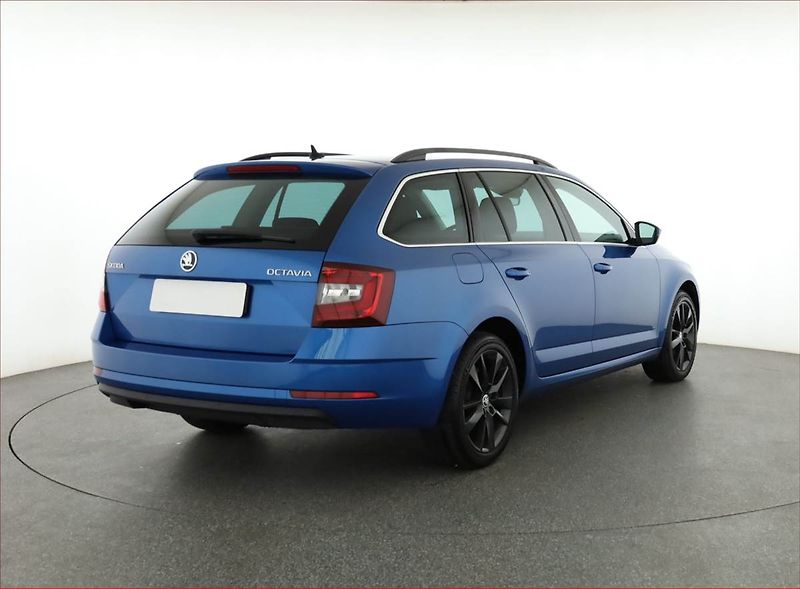 Škoda Octavia (2017) Style 2.0 TDI, Serv.kniha - fotka 5 z 18