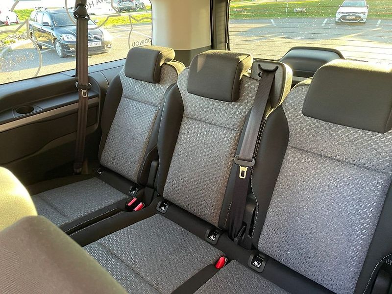 Toyota ProAce Verso 8 AT AE Family 8S - fotka 10 z 27