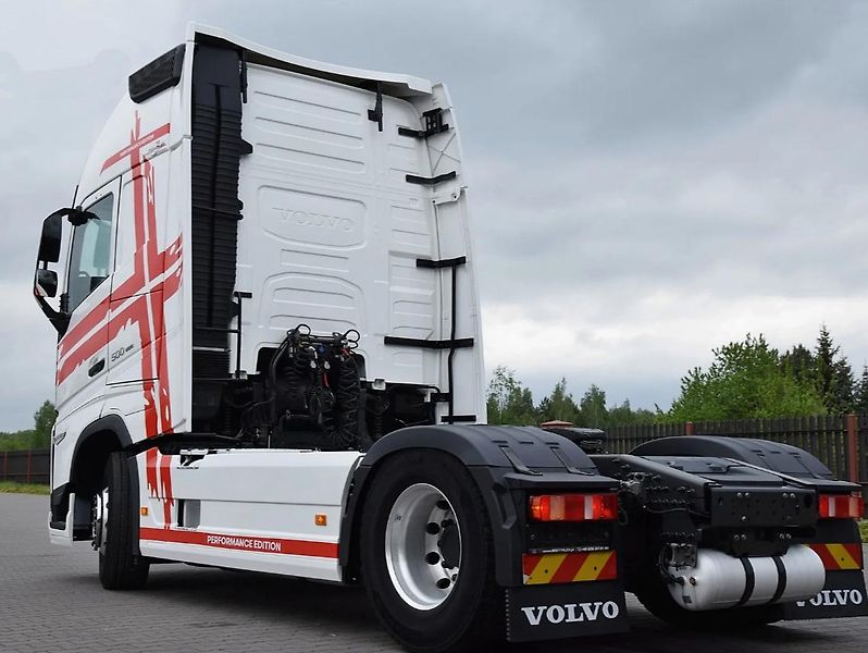 Volvo FH (2023) 500 tahač EURO 6 - fotka 5 z 22