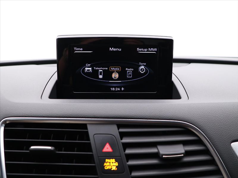 Audi Q3 2,0 TDI 88kW S tronic Basic - fotka 20 z 30