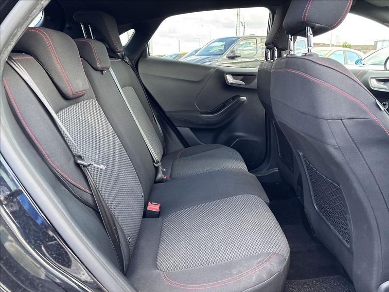 Ford Puma 1,0 EcoBoost Mhev 92kW ST-Line - fotka 11 z 32