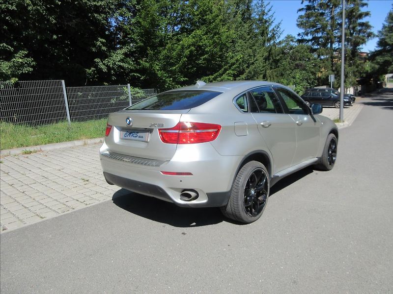 BMW X6 3,0 xDrive35D, 210Kw, Nové v Č - fotka 9 z 28