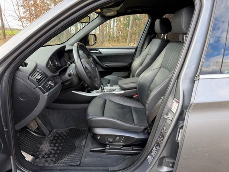 BMW X3 xDrive 20D M-Paket - fotka 11 z 37