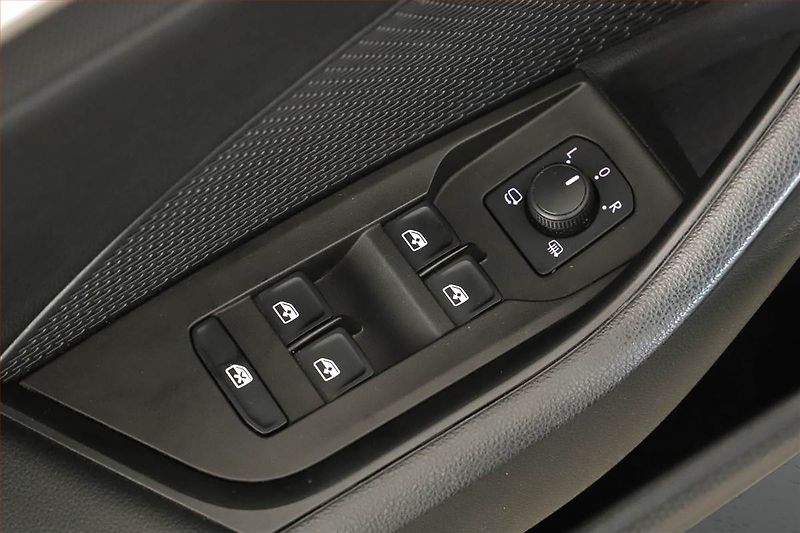 Škoda Octavia (2023) Scout 2.0 TDI - fotka 10 z 17