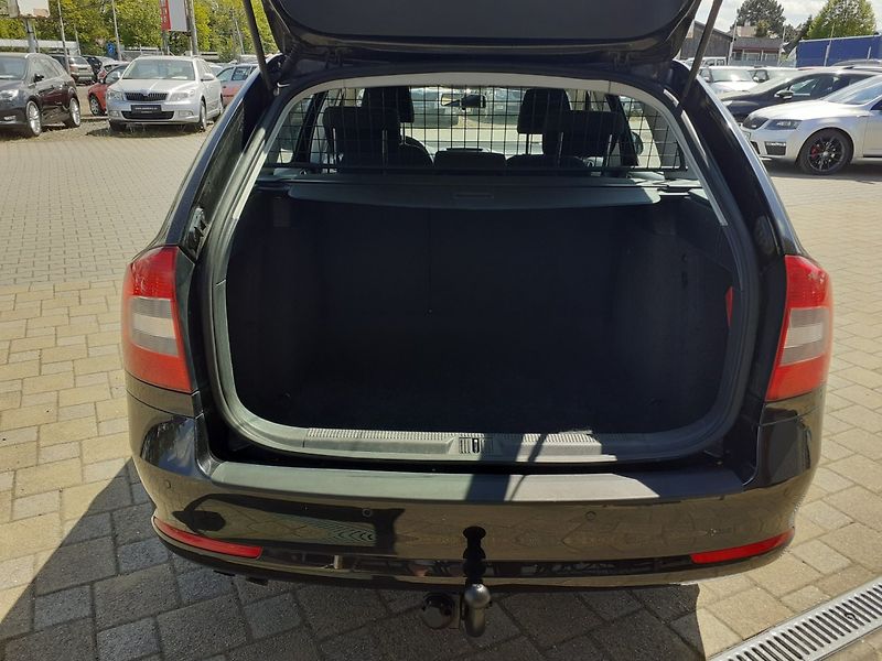 Škoda Octavia (2010) KOMBI 1.4 TSI - fotka 13 z 27