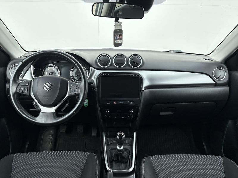 Suzuki Vitara 1.4 BoosterJet 95kW Premium - fotka 5 z 23