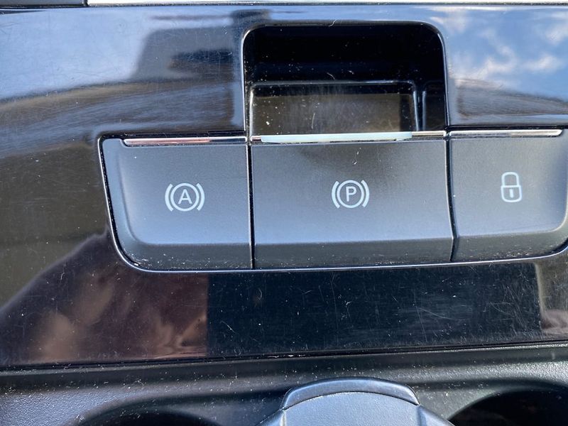 Škoda Superb (2016) 2,0 (110kW) NM Aut. - fotka 26 z 30