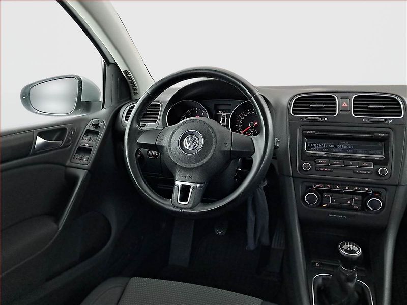 Volkswagen Golf (2012) 1.2 TSI, Tempomat - fotka 7 z 18