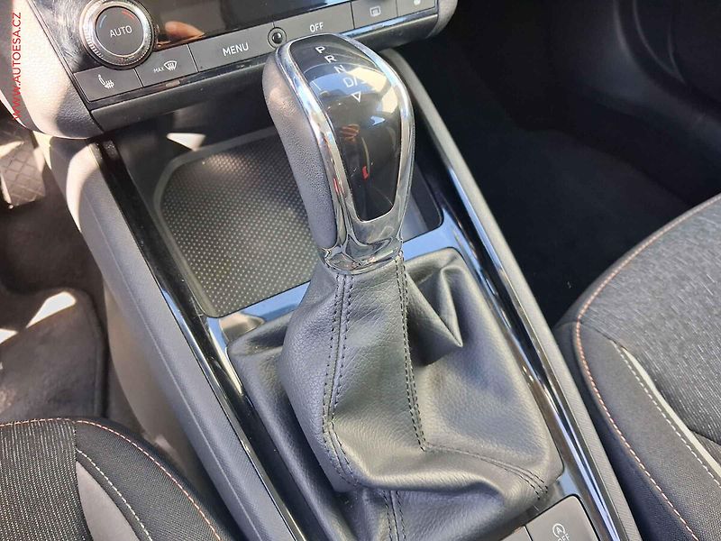 Škoda Kamiq (2022) 1.5 TSi, 2.maj,ČR, Style, DSG - fotka 15 z 17