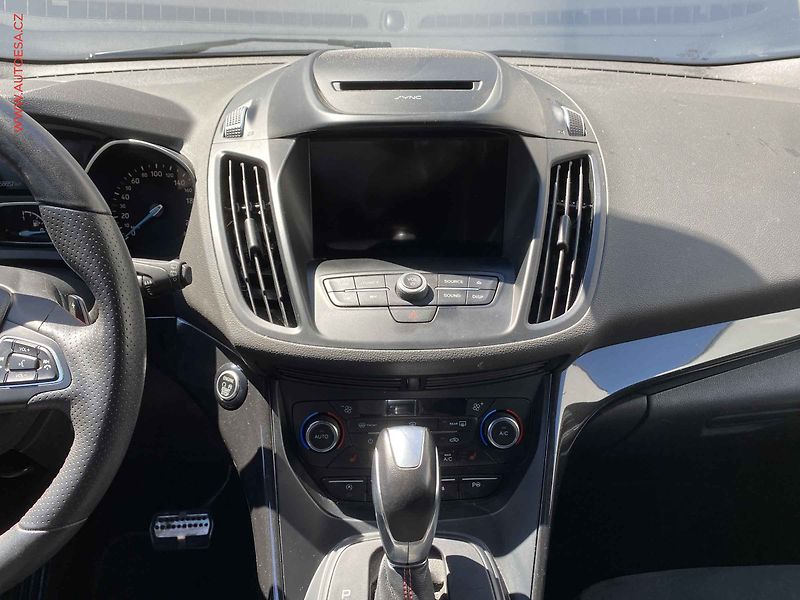 Ford Kuga (2019) 2.0 TDCi AWD, ST-Line, AT - fotka 12 z 18