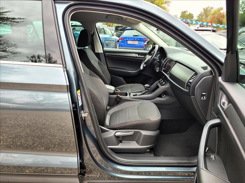 Škoda Kodiaq 1,5 TSI,DSG,7míst,navi,výhřev - fotka 12 z 50