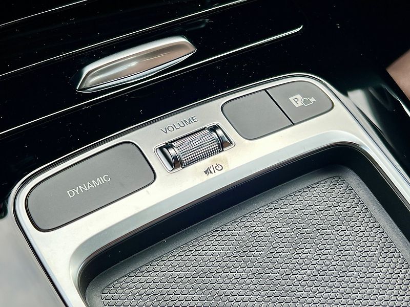 Mercedes-Benz CLA (2025) 200 d Linie  AMG - fotka 22 z 23