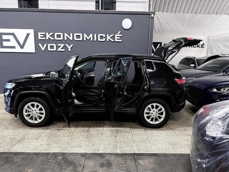 Jeep Compass (2021) 1.3 T4 PHEV 190CV, 4X4,ZÁRUKA - fotka 16 z 75