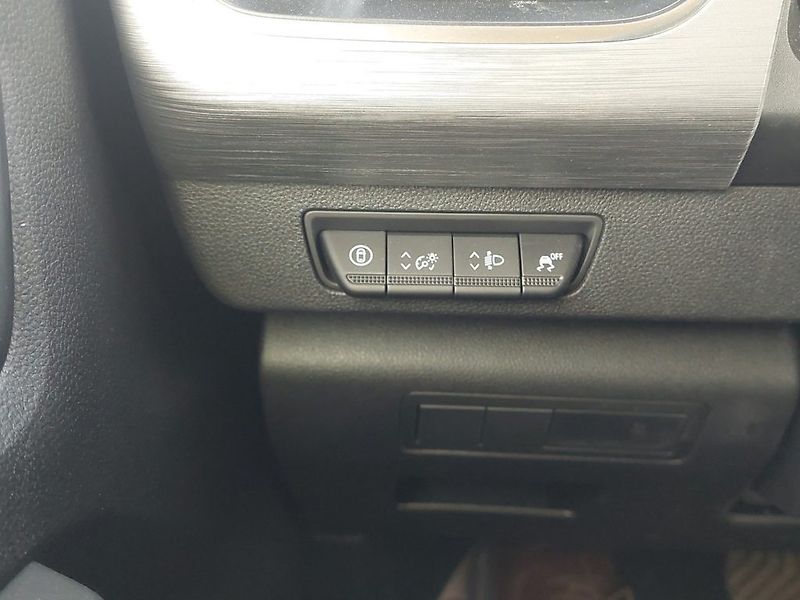 Nissan Townstar (2026) L1 1.3 DIG-T Automat, Tekna - fotka 12 z 20