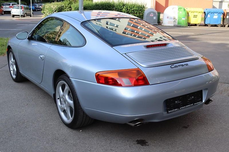 Porsche 911 996 3.4 CARRERA 221kW - fotka 15 z 49