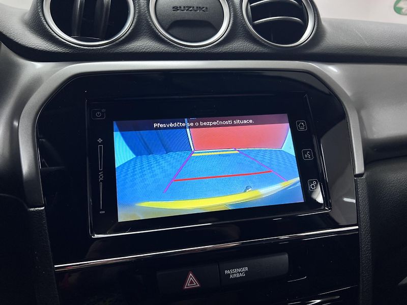 Suzuki Vitara 1.4i 103 kW, 2019 REZERVACE - fotka 27 z 29