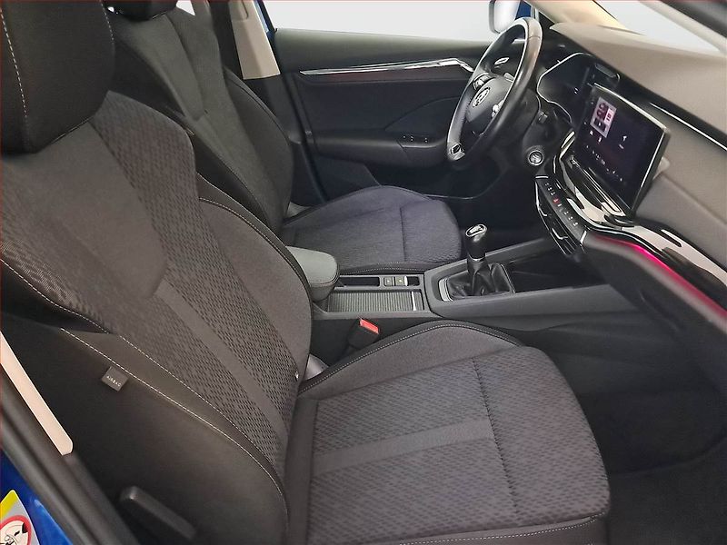 Škoda Octavia (2022) 2.0 TDI - fotka 9 z 17