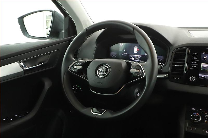 Škoda Karoq (2024) Style 1.5 TSI - fotka 13 z 17