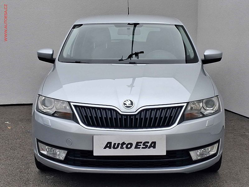 Škoda Rapid (2014) 1.6 TDi, Elegance, xenon - fotka 2 z 17