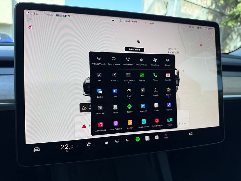 Tesla Model 3 Long Range AWD Tažné - fotka 27 z 38