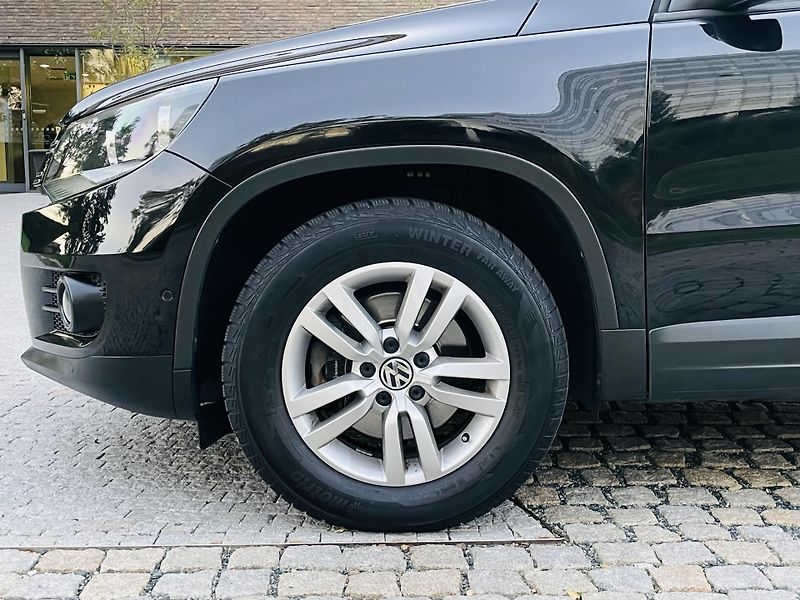 Volkswagen Tiguan 1.4TSI MANUÁL SENZORY TAŽNÉ  - fotka 44 z 45