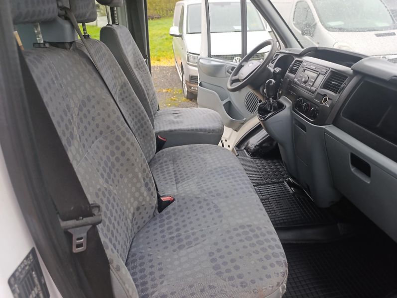 Ford Transit (2008) 2.2 TDCi L3H2 6míst tažné  - fotka 12 z 17