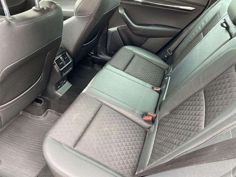 Škoda Karoq (2021) 2.0 TDI Style+ - fotka 7 z 38